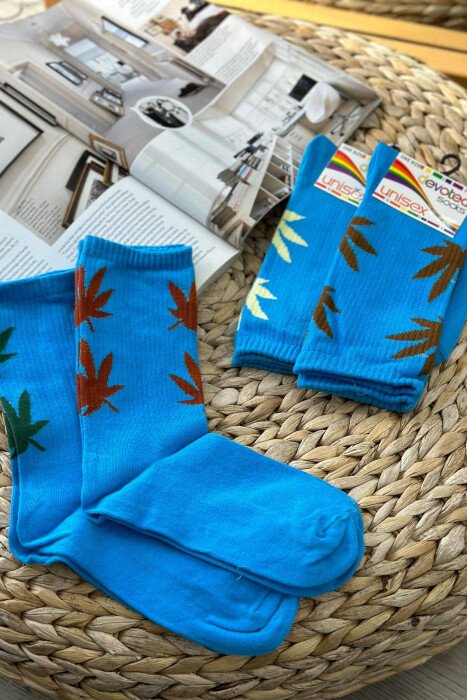 4 PAIR ONE COLOR UNISEX CREW SOCKS BLUE/BLU - KLAUDIO FASHION