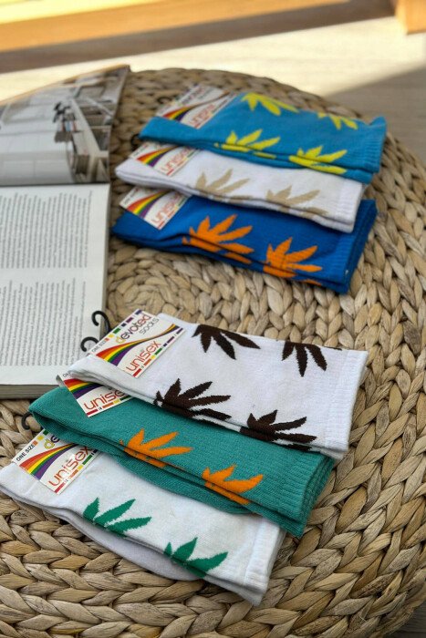 6 PAIR DIFFERENT COLORS UNISEX CREW SOCKS MULTIPLE/SHNGJ - 2