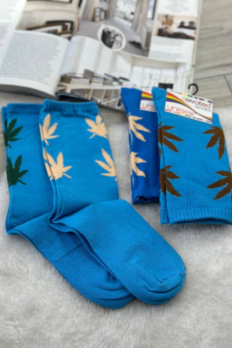 4 PAIR ONE COLOR UNISEX CREW SOCKS BLUE/BLU - 3