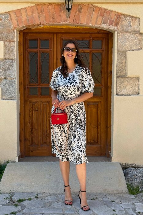 ABSTRACT DESIGN SHORT SLEEVE WOMAN DRESS WHITE-BLACK/BAZE - KLAUDIO FASHION