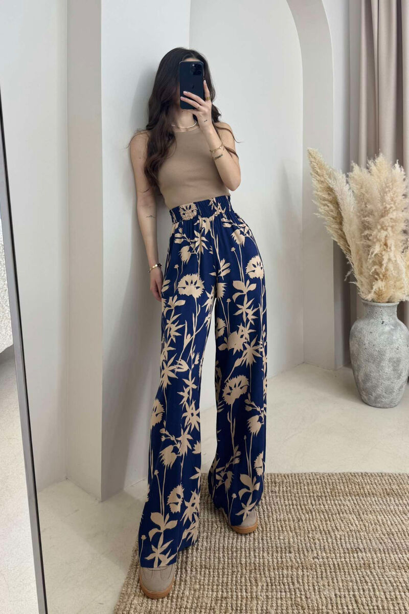 ABSTRACT DESIGN WIDE LEG WOMEN TROUSERS BLUE/BLU - 4