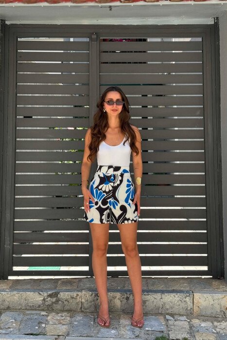 ABSTRACT DESIGN WOMEN SHORTS WHITE-BLUE/BABL - 1