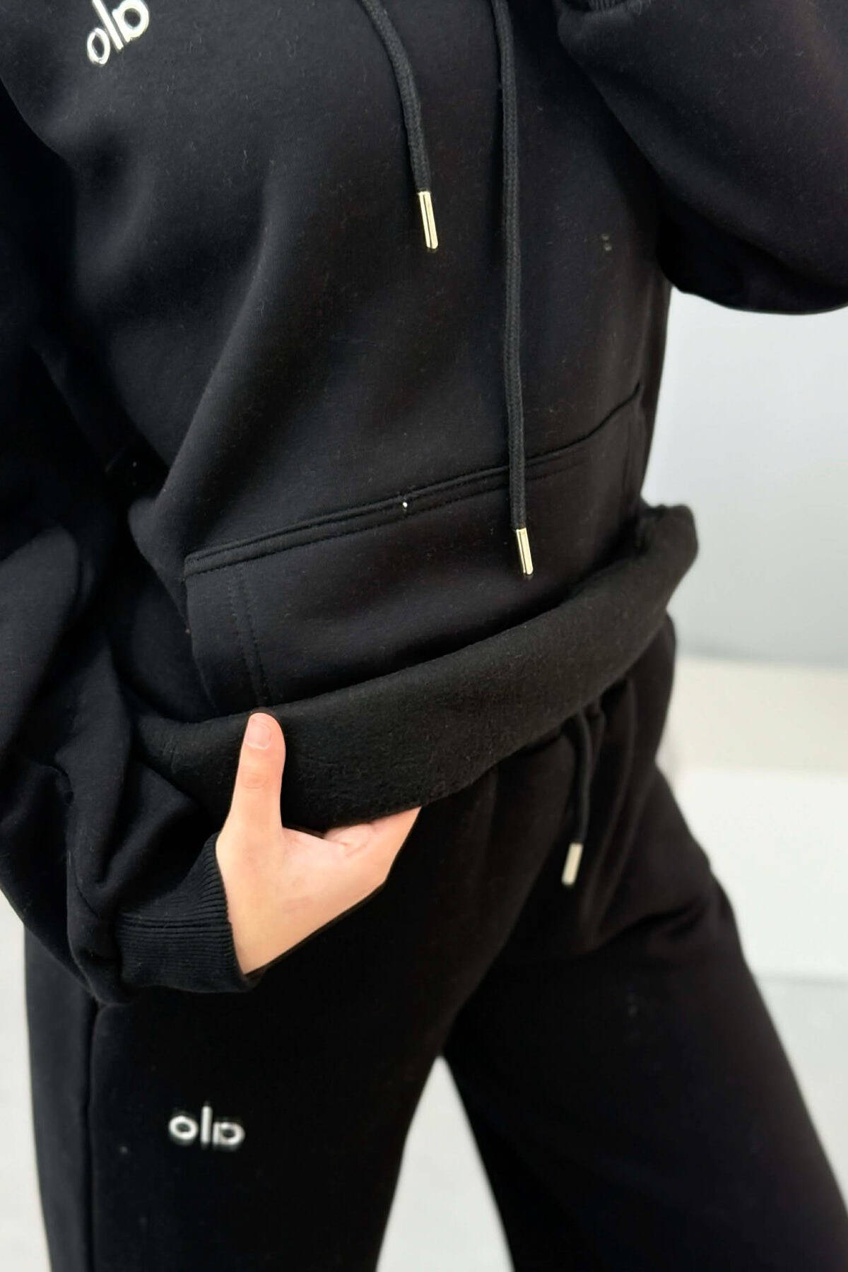 ALO HOODIE+SWEATPANTS FLUFFY WOMEN SET BLACK/ E ZEZE SWEATSUIT