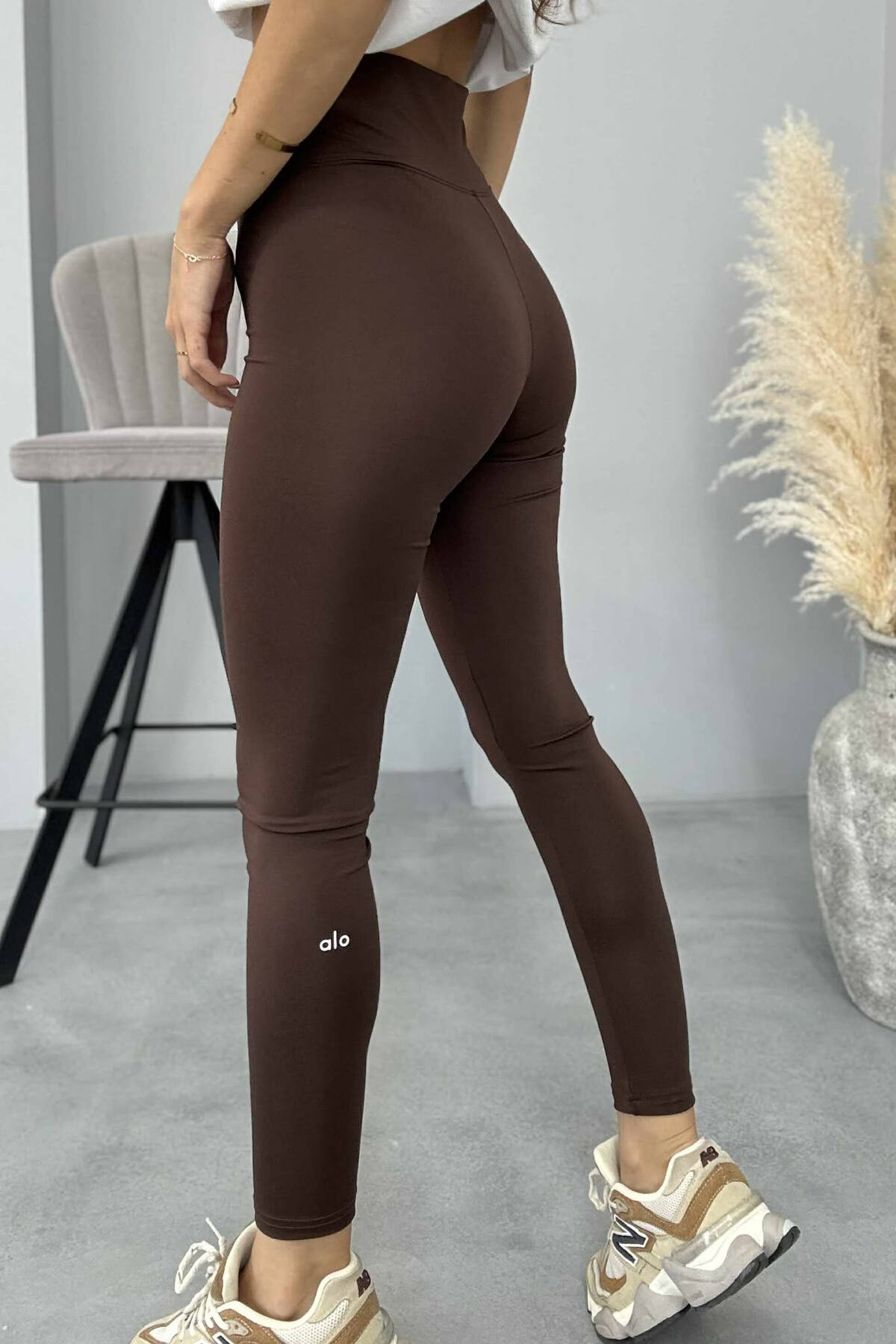 ALO SIMPLE WOMAN LEGGINGS DARK BROWN/KAE LEGGINGS KLAUDIO FASHION