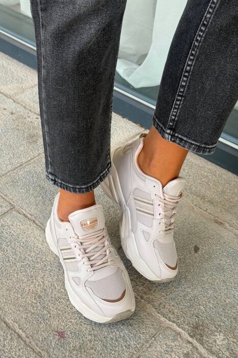 ATLETE ME PLATFORME PER FEMRA NE NGJYRE BEZHE - KLAUDIO FASHION