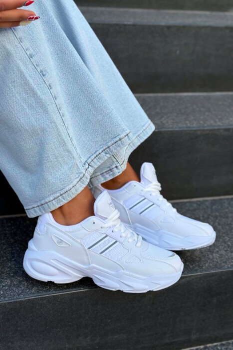 ATLETE ME PLATFORME PER FEMRA NE NGJYRE TE BARDHE - KLAUDIO FASHION