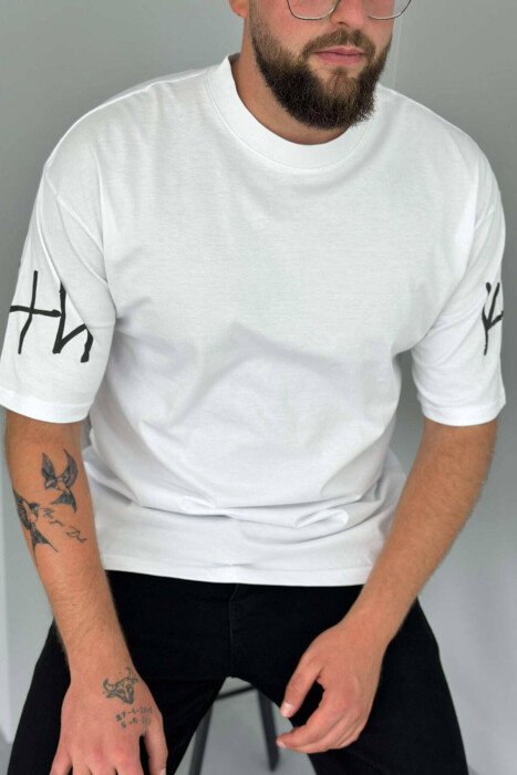 BACK WRITTINGS MEN T-SHIRT WHITE-E BARDHE - KLAUDIO FASHION