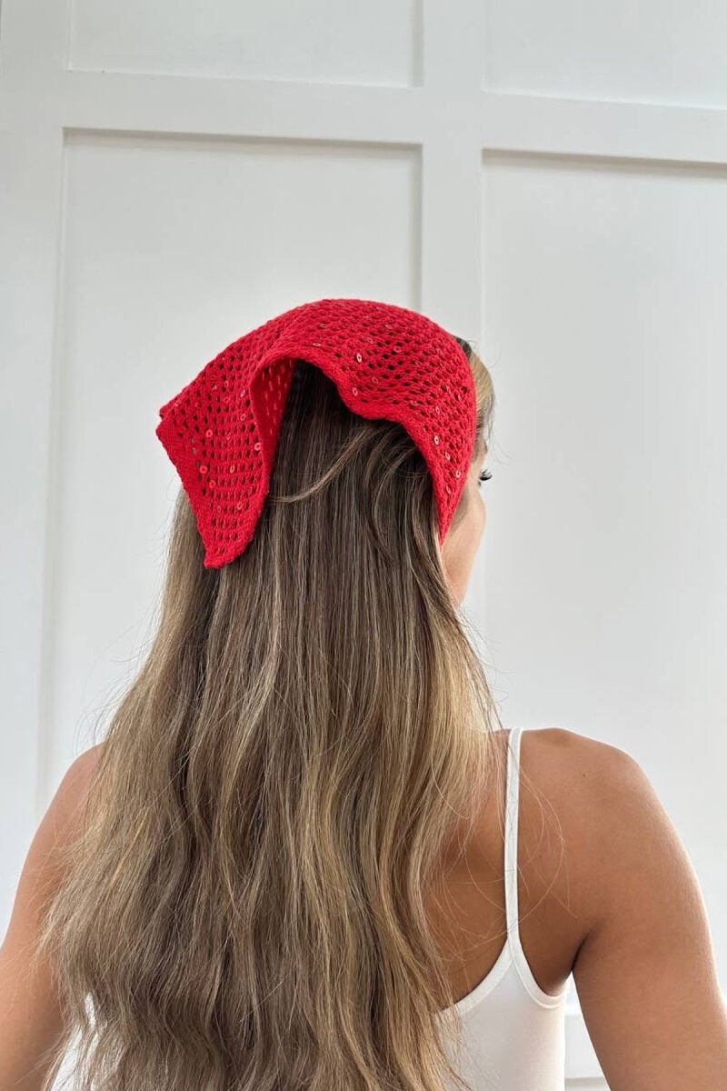 BANDANA E THURRUR PER FEMRA NE NGJYRE TE KUQE - 1
