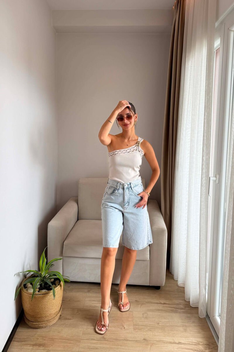 BELT DETAIL KNEE LENGTH WOMEN SHORTS BEAUBLUE/BBL - 1