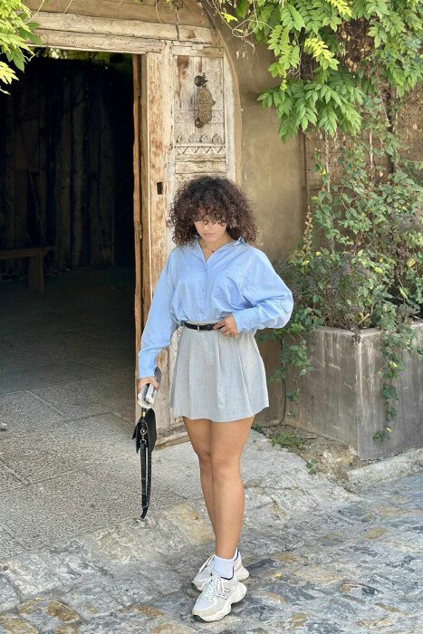 BELT DETAIL ONE COLOR WOMEN SKORT LIGHT GREY/GZ - KLAUDIO FASHION