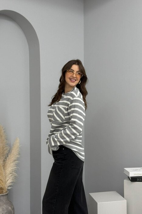 BLUZE E THJESHTE ME DETAJIN E VIJAVE PËR FEMRA NË NGJYRËN GRI - 5