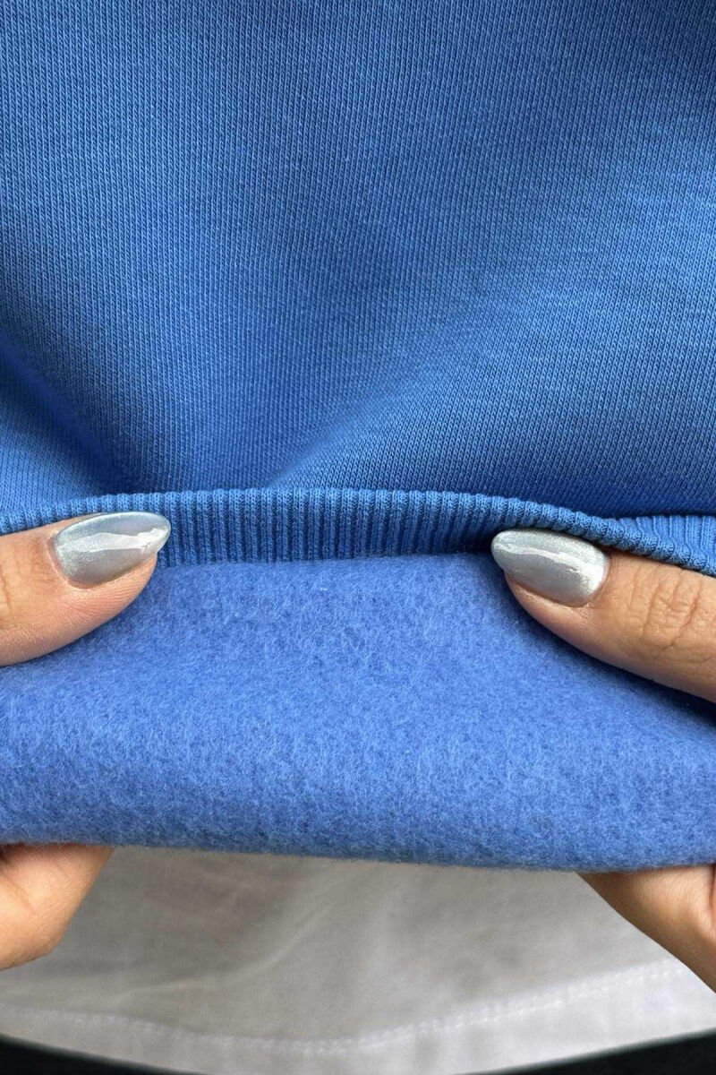 BLUZË E THJESHTË ME PUSH PËR FEMRA NË NGJYRËN BLU E ZBARDHUR - 4