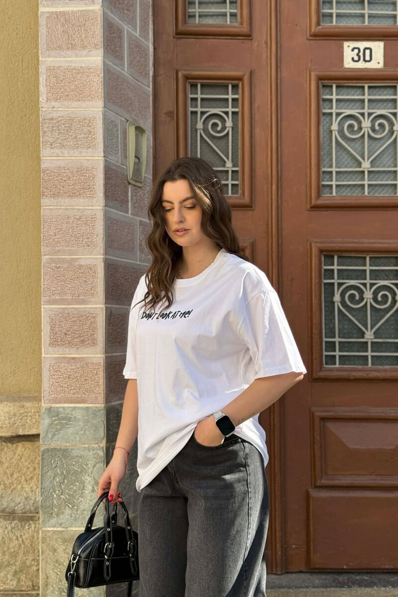 BLUZË E THJESHTË PËR FEMRA NË NGJYRË TE BARDHE+ 6 PALE CORAPE DHURATE - 5