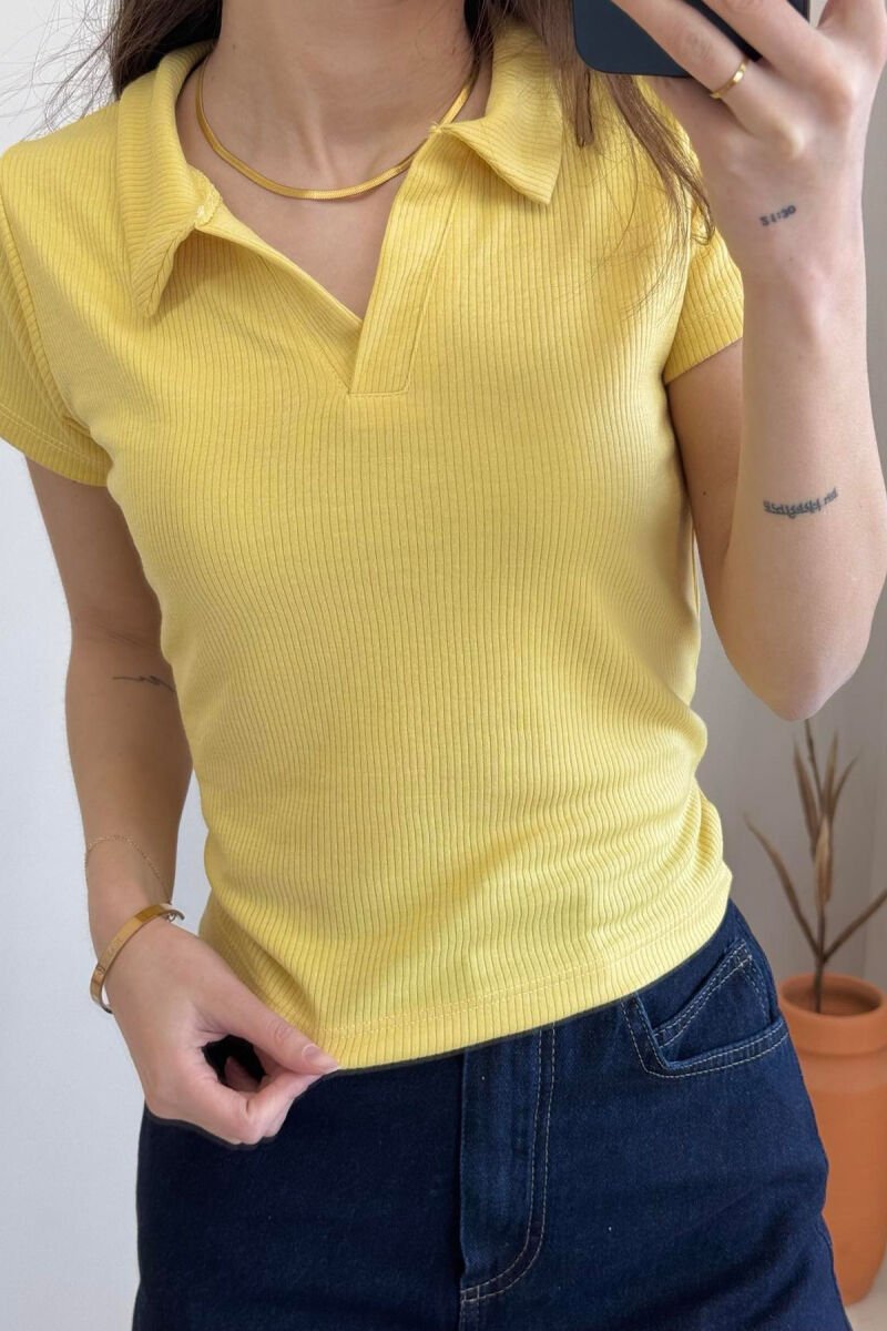 BLUZË E THJESHTË PËR FEMRA NË NGJYRËN E VERDHË - 5