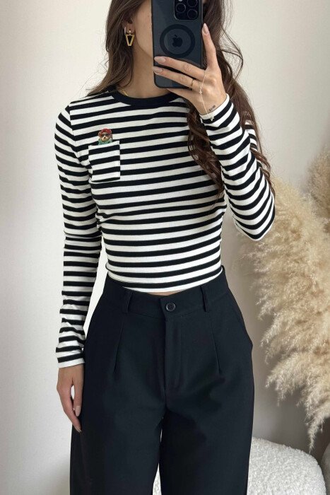BLUZË ME DETAJIN E XHEPIT PËR FEMRA NË NGJYRËN E BARDHË DHE TË ZEZË - KLAUDIO FASHION