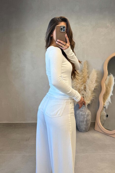 BLUZA ME JAKE KATRORE PER FEMRA NE NGJYRE TE BARDHE - 3