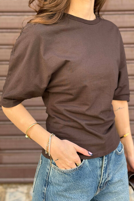 BLUZE ME MENGE TE SHKURTA PER FEMRA NE NGJYRE KAFE - 4