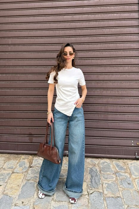 BLUZE ME MENGE TE SHKURTA PER FEMRA NE NGJYRE TE BARDHE - 3