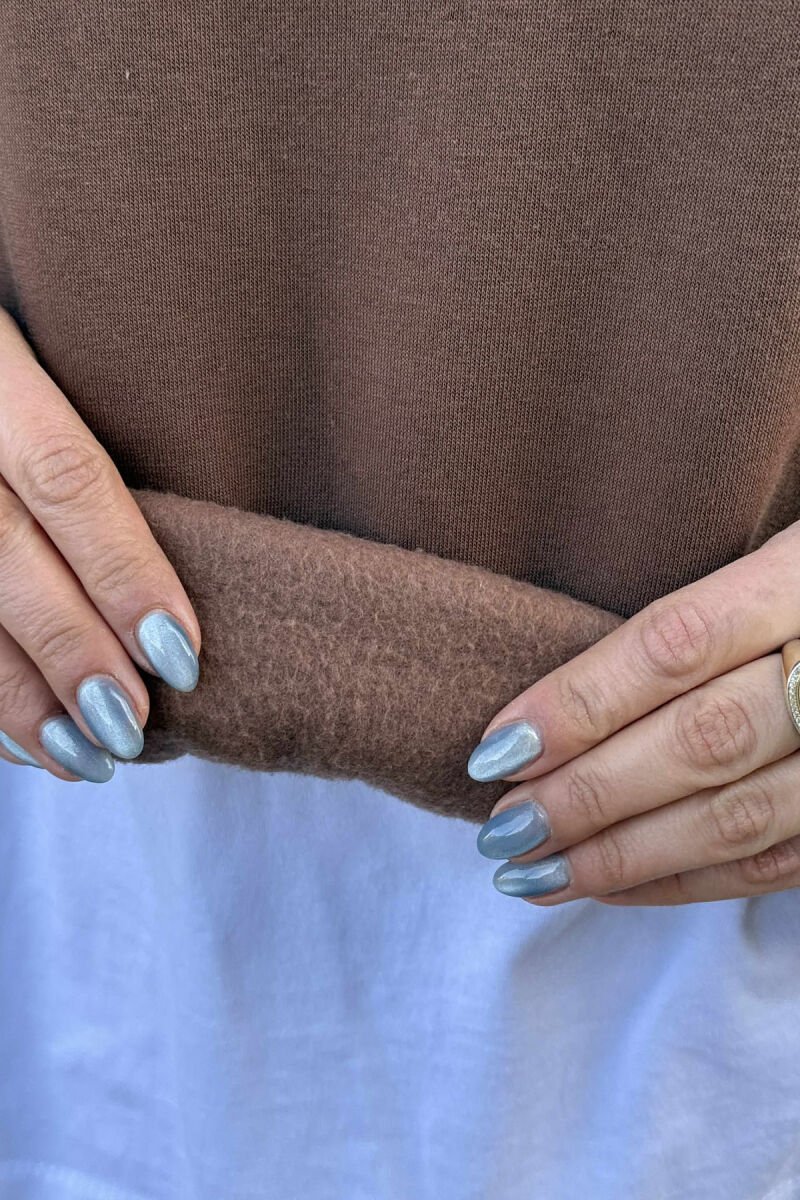 BLUZË ME PUSH ME DETAJIN E ZEMRES PËR FEMRA NË NGJYRËN KAFE - 3