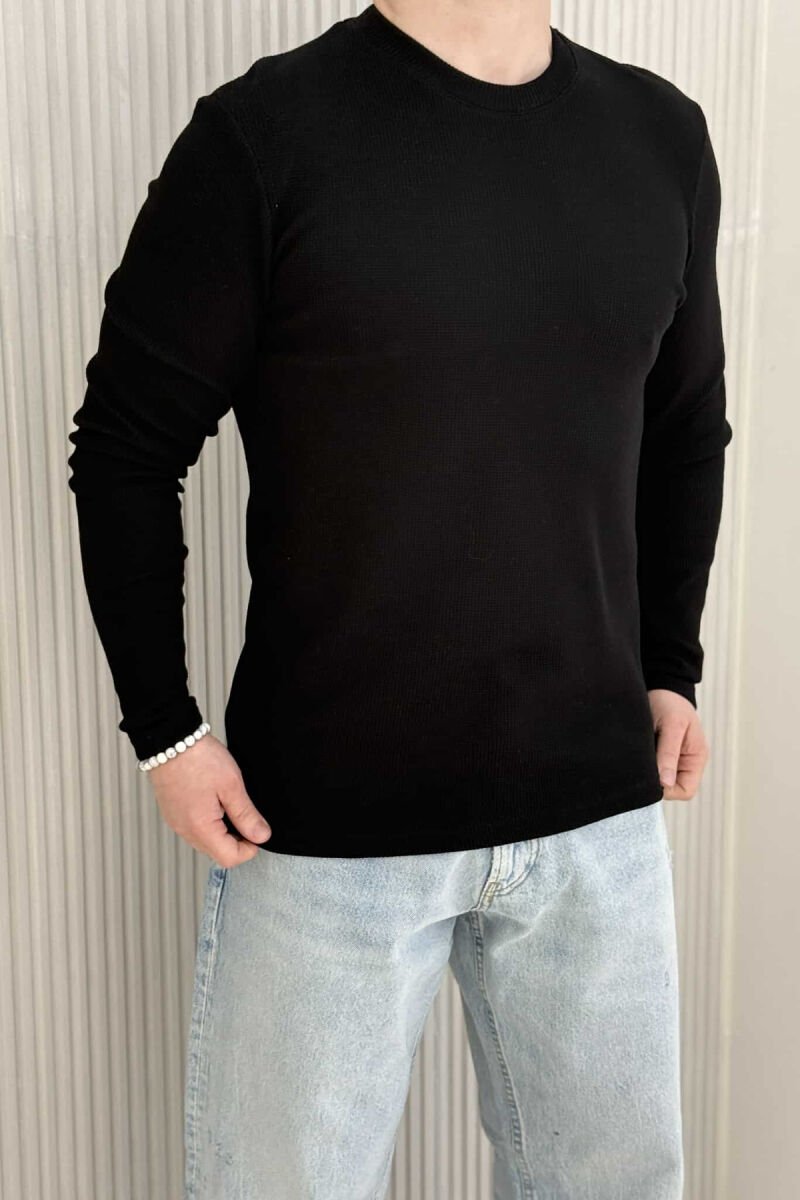 BLUZË ME TEKSTURË PËR MESHKUJ NË NGJYRËN E ZEZË - 1