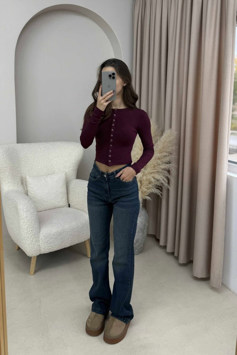 BLUZE NJE NGJYRESHE ME BUTONA PER FEMRA NE NGJYRE VISHNJE - 2