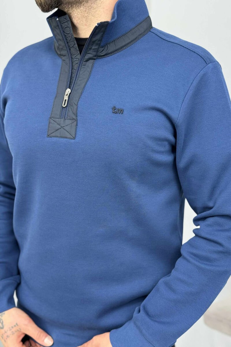BLUZË NJË NGJYRËSHE ME JAKË ME ZINXHIR PËR MESHKUJ NË NGJYRË BLU - 3