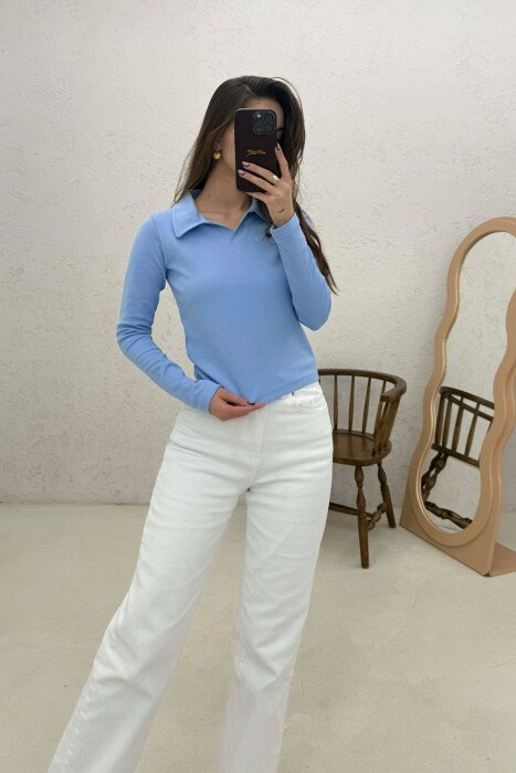 BLUZE NJE NGJYRESHE ME JAKE POLO PER FEMRA NE NGJYRE BABY BLU - 3