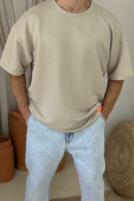 BLUZË NJË NGJYRËSHE ME JAKË TË RRUMBULLAKËT PËR MESHKUJ NË NGJYRËN BEZHË - 2