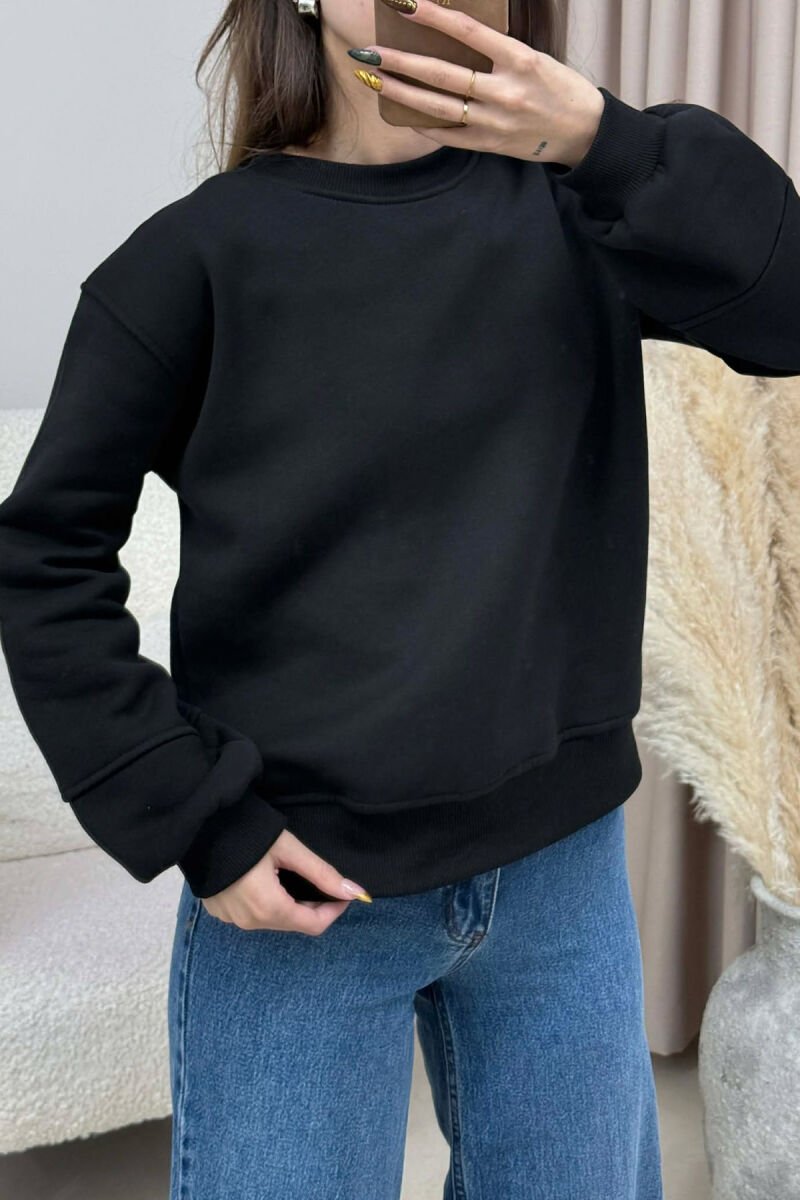 BLUZË NJË NGJYRËSHE ME PUSH PËR FEMRA NË NGJYRË TË ZEZË - 5