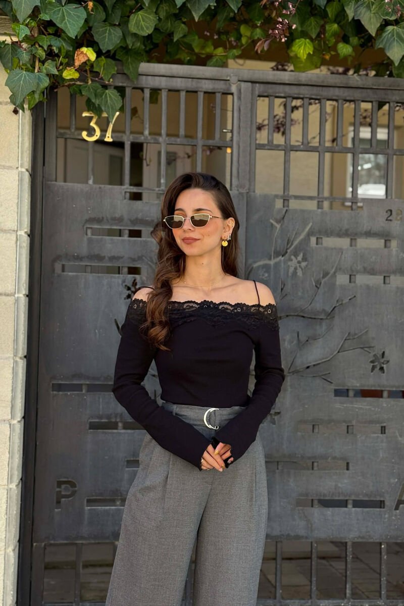 BLUZE NJE NGJYRESHE ME SUPET JASHTE PER FEMRA NE NGJYRE TE ZEZE - 1