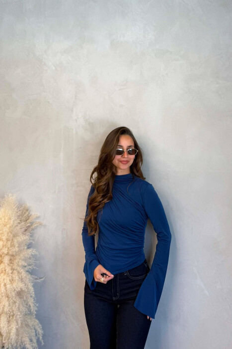 BLUZE NJE NGJYRESHE PER FEMRA NE NGJYRE BLU - 3