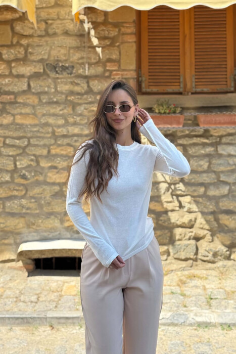BLUZE NJE NGJYRESHE PER FEMRA NE NGJYRE TE BARDHE - KLAUDIO FASHION