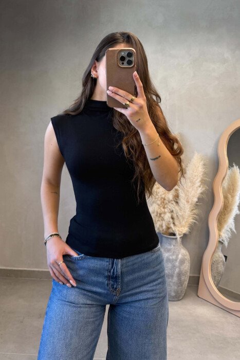 BLUZE PA MENGE ME GJYSEM GOLF PER FEMRA NE NGJYRE TE ZEZE 