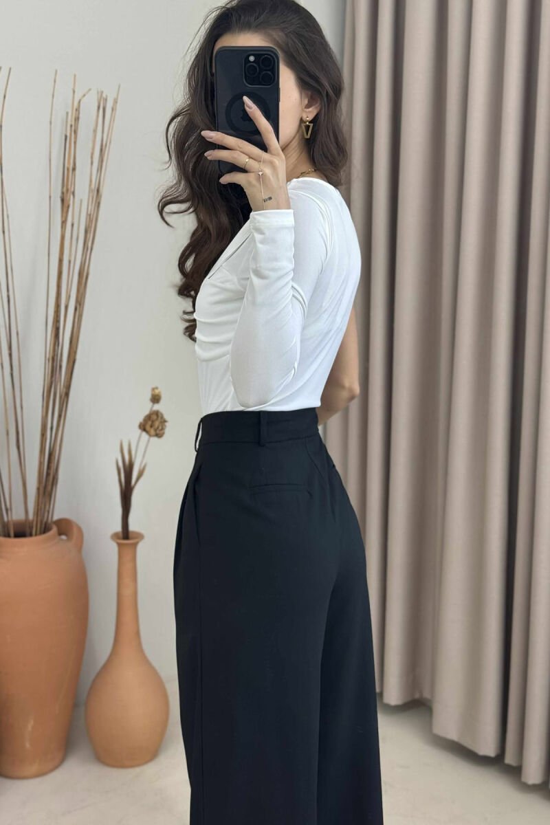 BODY ME NJË MËNGË PËR FEMRA NË NGJYRËN E BARDHË - 4