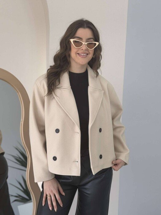 BUTTONED CROPPED WOMEN JACKET CREAM/KREM - KLAUDIO FASHION
