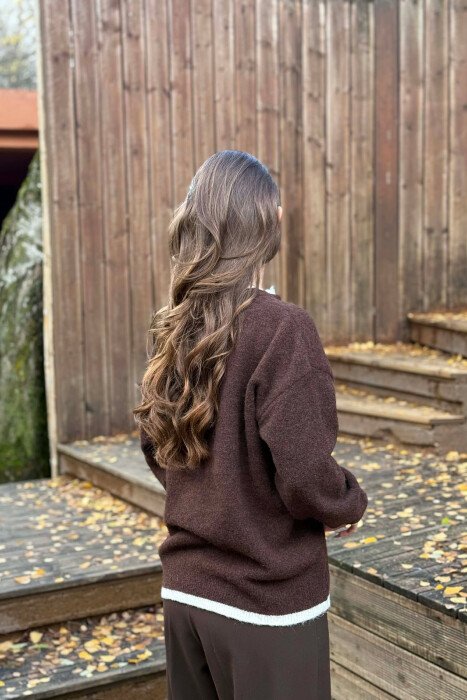 BUTTONED NECK SIMPLE WOMEN SWEATER DARK BROWN/KAE - 5