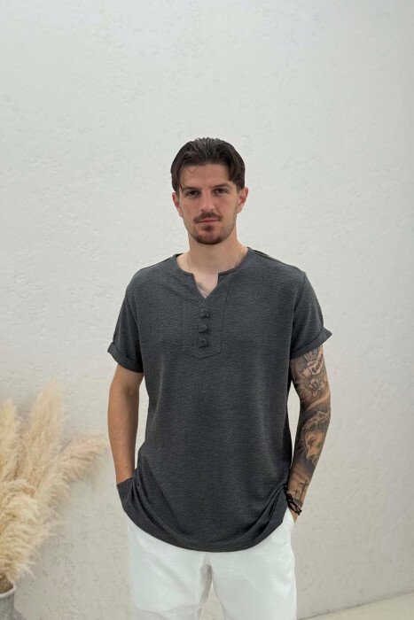 BUTTONED ONE COLOR MEN T-SHIRT DARK GREY/GEE 
