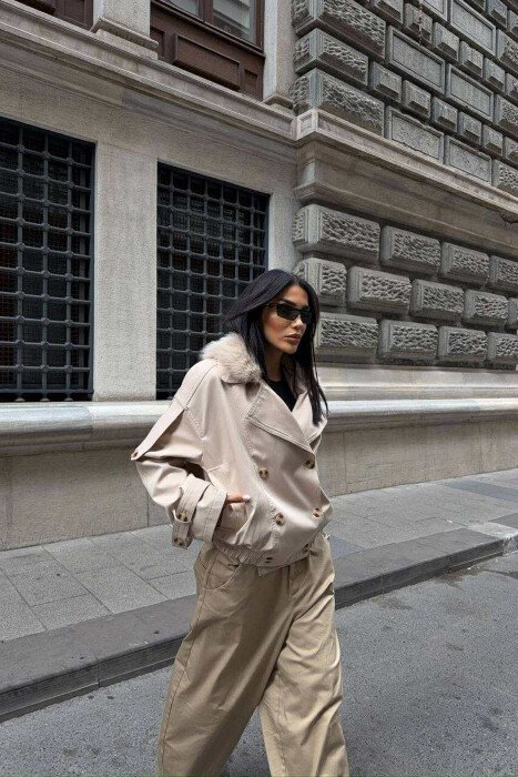 BUTTONS DETAIL FLUFFY NECK SHORT WOMEN JACKET BEIGE/BEZHE - 4