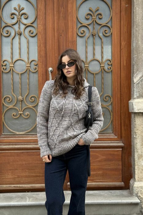 CABLE KNIT HODDIE WOWEN SWEATER BEIGE/BEZHE - 1