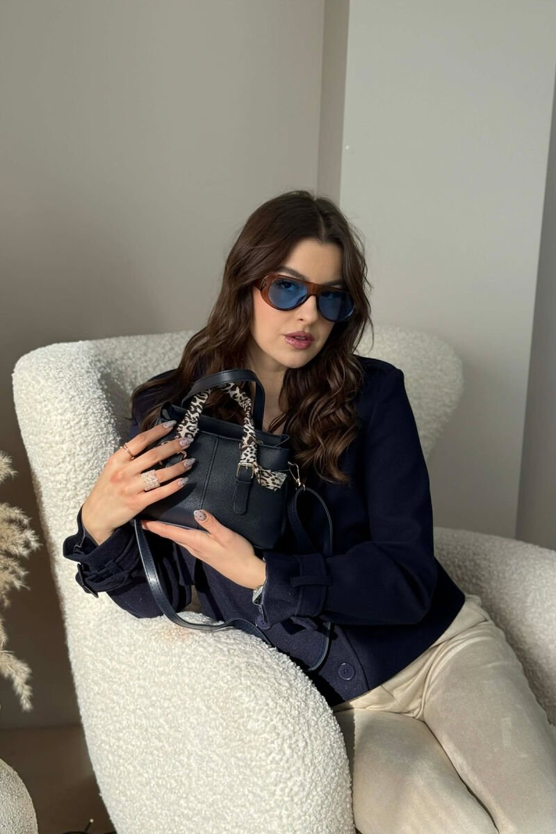 ÇANTE E VOGEL NJE NGJYRESHE PER FEMRA NE NGJYRE BLU TE ERRET - 4