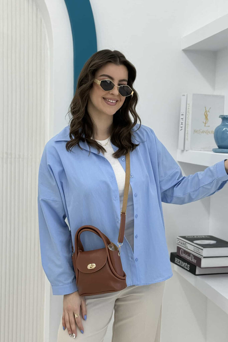 ÇANTË LËKURE E THJESHTË PËR FEMRA NË NGJYRËN KAFE - 4