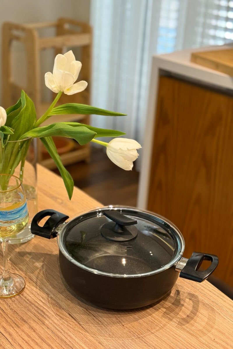 CASSEROLE WITH GLASS LID 22 CM BLACK/ E ZEZE - 4