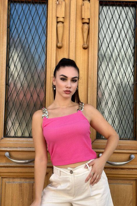 CHAIN DETAIL WOMEN TANK TOP PINK/ROZE - KLAUDIO FASHION