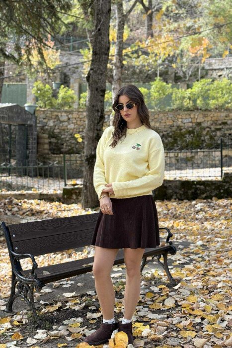 CHERRY LOGO ROUND NECK WOMEN SWEATER YELLOW/E VERDHE 