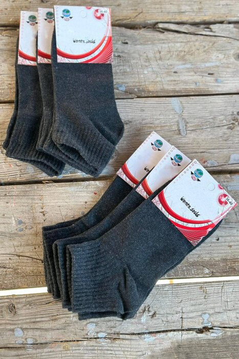 ÇORAPE PAMBUKU PËR FEMRA NË NGJYRËN GRI TË ERRËT - KLAUDIO FASHION