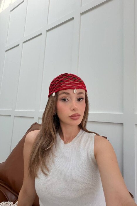 CROCHET I THJESHTE ME DETAJE GUASKASH PER FEMRA NE NGJYRE TE KUQE 