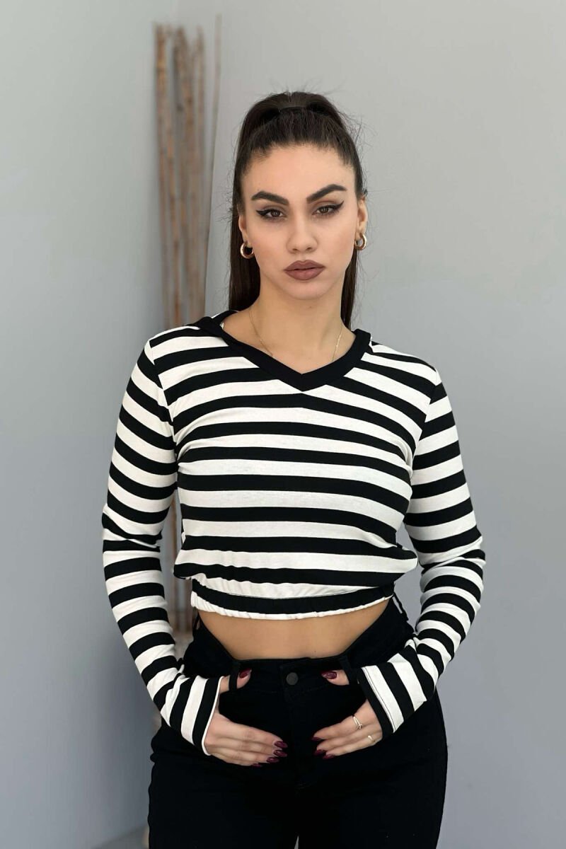 CROP ME VIJA PËR FEMRA NË NGJYRËN E BARDHË ME TË ZEZË - 1