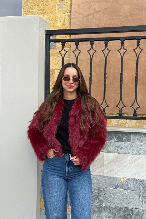 CROPPED FAUX FUR ONE COLOR WOMAN COAT BURGUNDY/VISHNJE - KLAUDIO FASHION