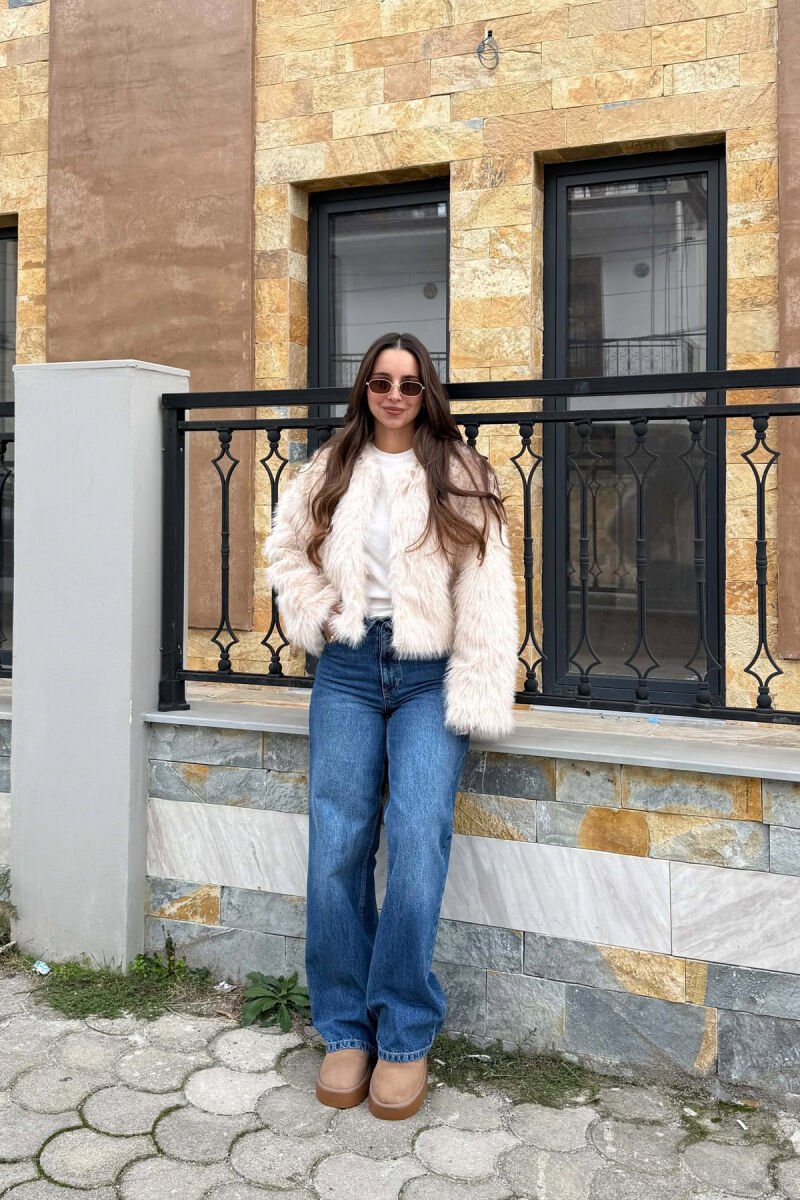 CROPPED FAUX FUR ONE COLOR WOMAN COAT CREAM/KREM - 4