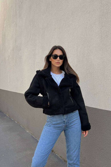 XHAKETË ME MËNGË TË NDASHME PËR FEMRA NË NGJYRËN E ZEZË - KLAUDIO FASHION